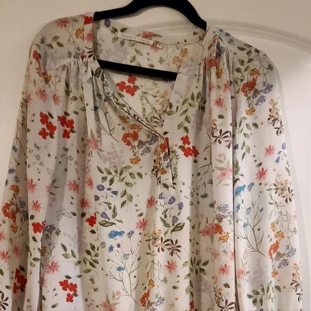 Beautiful womens floral print long sleeve blouse size 18 - Picture 1 of 3